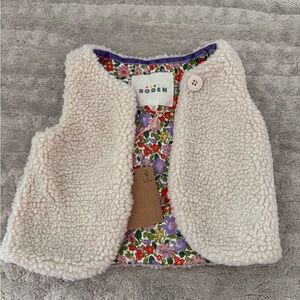 Baby Boden Cream Sherpa Fleece Vest, 12-18 months. NWT